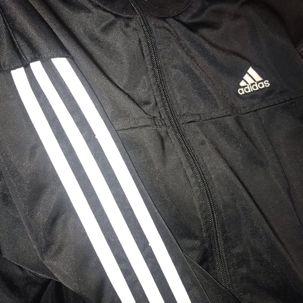 Adidas jacket size L